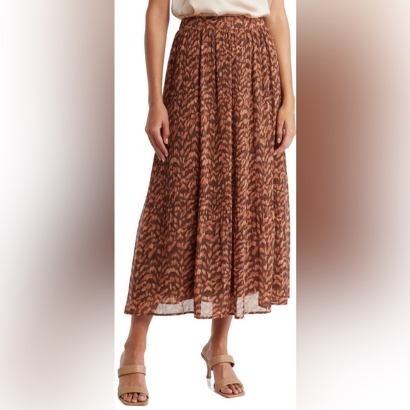 DR2 Dresses & Skirts - DR2 by Daniel Rainn Abstract Print Released Pleat Flowy A-line Skirt EUC Size L